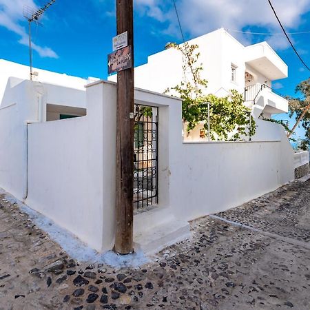 Authentic Santorinian Home Experience Fira  Exteriör bild